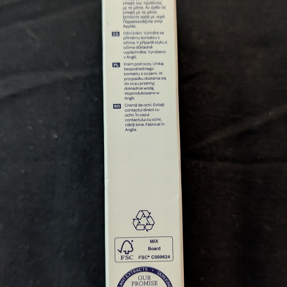 ELEMIS Peptide⁴ Eye Recovery Cream - White and Blue - Picture 4 of 8